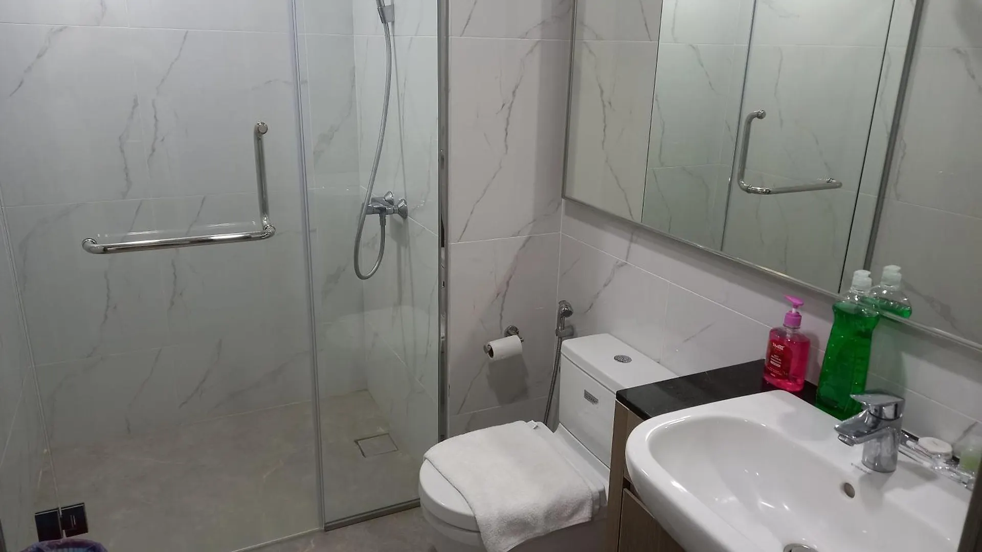 Agile The Suites At Trx Kuala Lumpur Malaysia Apartment